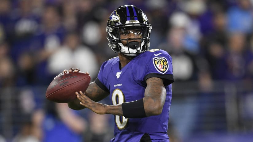 Lamar Jackson rallies Ravens past reeling Bucs