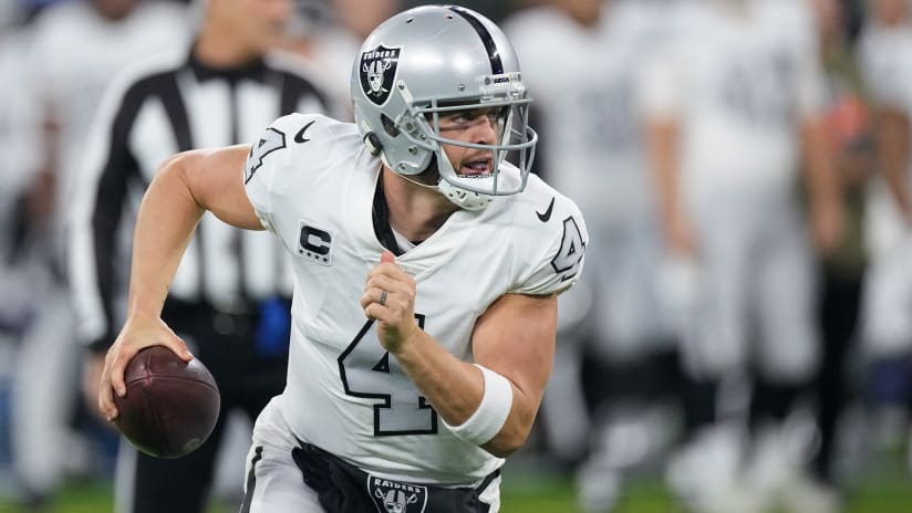 AP source: Panthers to meet with QB Derek Carr at combine