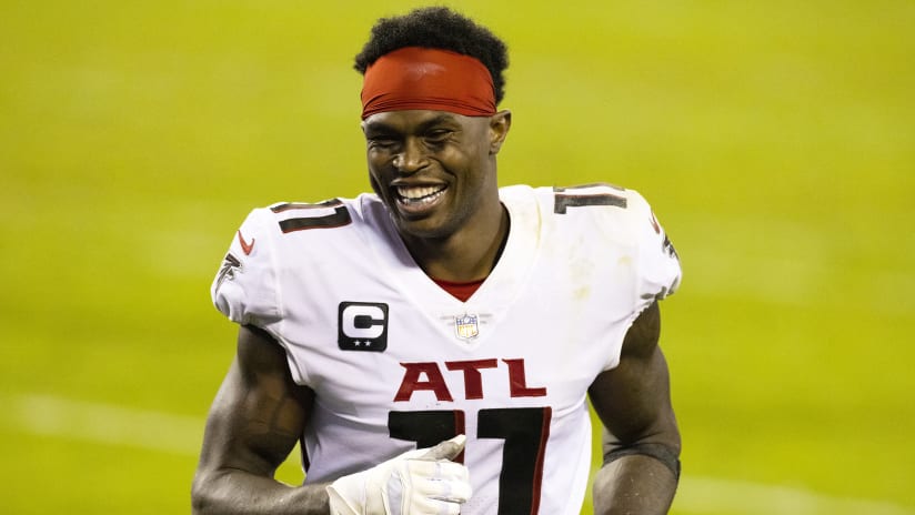 NFL on X: BREAKING: Titans trading for WR Julio Jones. (via @RapSheet)   / X