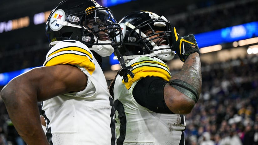 Steelers' Cam Heyward: Kenny Pickett hand-size talk 'got blown out of  proportion'