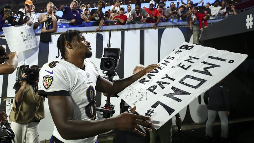 Pay 'em now: Ravens ride Jackson past Brady's bumbling Buccaneers on TNF