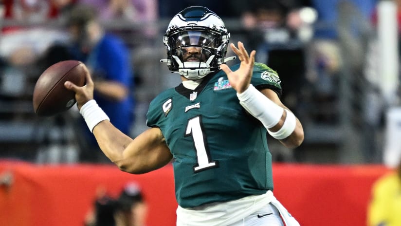 Eagles' Jalen Hurts doesn't change, and he's changing lives because of it:  'This is who I am' 