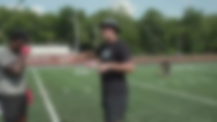 Greg Olsen coaches up players at Tight End University