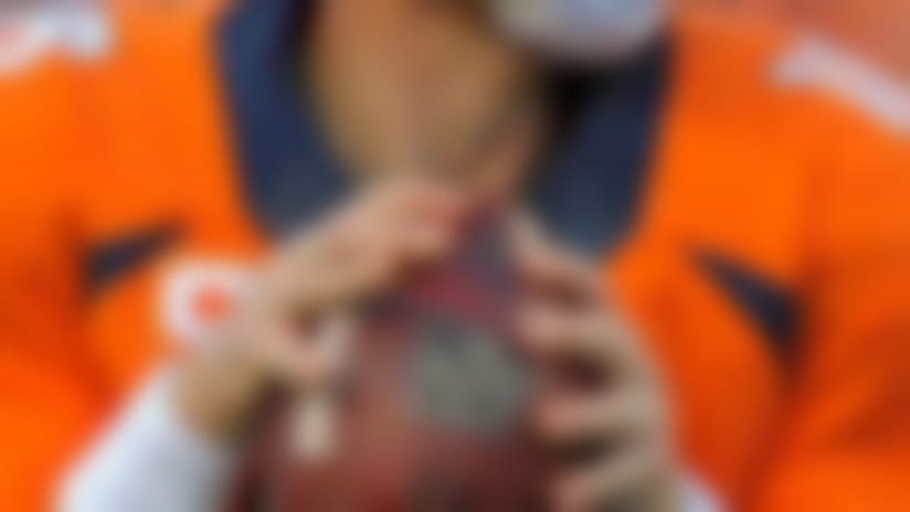 peyton-manning-131030-il.jpg