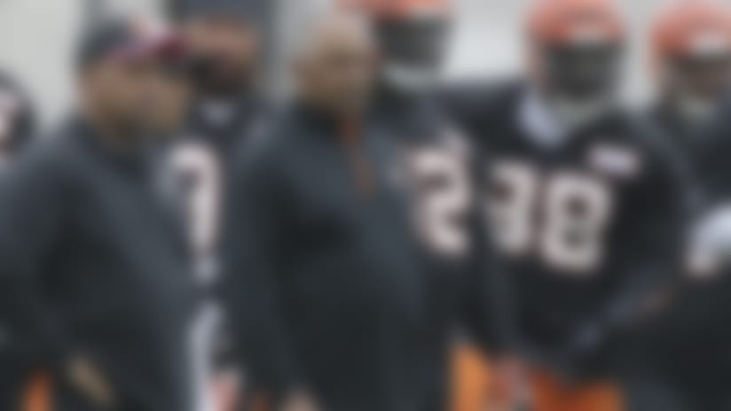 Before deciding to become the Browns head coach, Hue Jackson (left) considered a scenario in which he would've succeeded Marvin Lewis in Cincinnati.