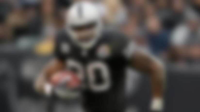 Darren_McFadden_130604_IA.jpg