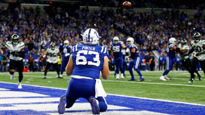 Indianapolis Colts guard Danny Pinter (63) is seen before an NFL football  game against the Dallas Cowboys, Sunday, Dec. 4, 2022, in Arlington, Texas.  Dallas won 54-19. (AP Photo/Brandon Wade Stock Photo - Alamy