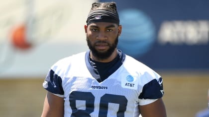 Cowboys' Rico Gathers trying football