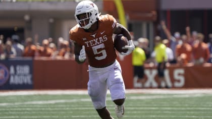 Texas RB Bijan Robinson visits the Dallas Cowboys