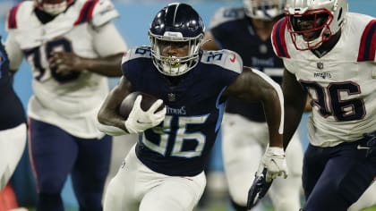 Tennessee Titans running back Julius Chestnut powers his way in for a  3-yard TD