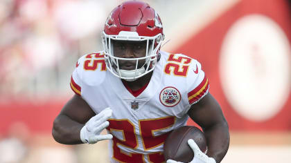 Chiefs' Clyde Edwards-Helaire nominated in NFL Salute to Service Award