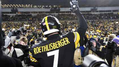 Steelers fans relish, celebrate Ben Roethlisberger in final weeks of  quarterback's era - ESPN - Pittsburgh Steelers Blog- ESPN