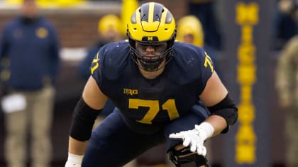 Michigan football RT Andrew Stueber selected in 2022 NFL draft