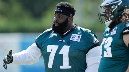 Jason Peters Plans to Play in the NFL this Season - Crossing Broad