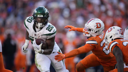 Miami Dolphins WR Tyreek Hill has his eyes set on Eli Apple and the  Cincinnati Bengals on Th buffalo bills vintage gearursday Night Football