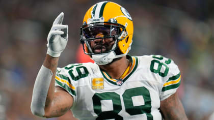 Packers re-signing TE Marcedes Lewis