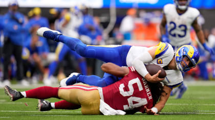 Linebacker (54) Fred Warner of the San Francisco 49ers against the Los  Angeles Rams in an