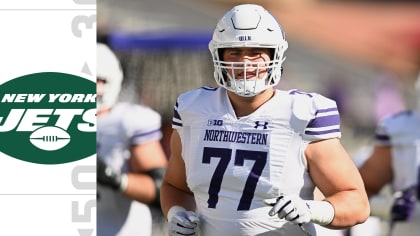 Offensive tackle Peter Skoronski goes to New York Jets at No. 15