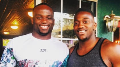 Osa Odighizuwa getting NFL advice from older brother