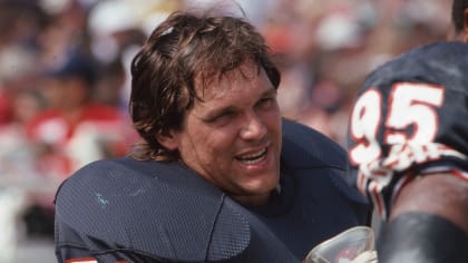 Ex-Bears star Steve McMichael in ICU, but improving from sepsis - CBS  Chicago