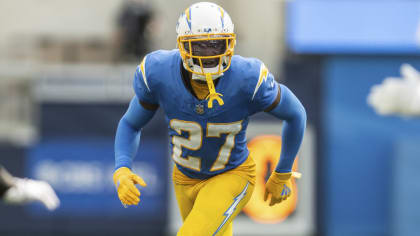 First look: Los Angeles Chargers LB Khalil Mack and CB J.C. Jackson in Chargers  uniform in 'Madden NFL 22'