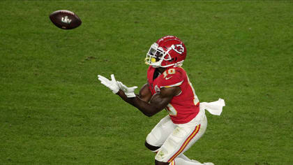 Tyreek Hill's Top 10 Plays from the 2019 Season 