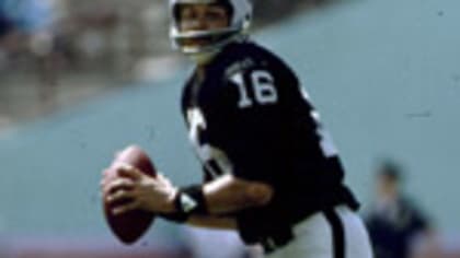 Raiders news: Jim Plunkett among most underrated quarterbacks