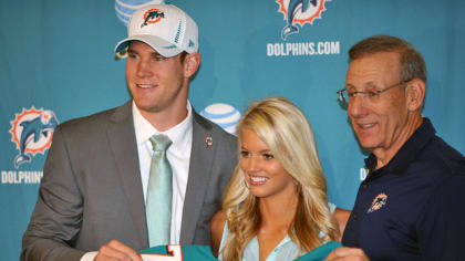 Lauren Tannehill One Of The Hottest NFL Wives Around - CBS Miami