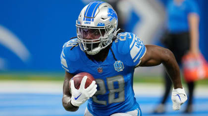 Detroit Lions running back Craig Reynolds (13) looks on against