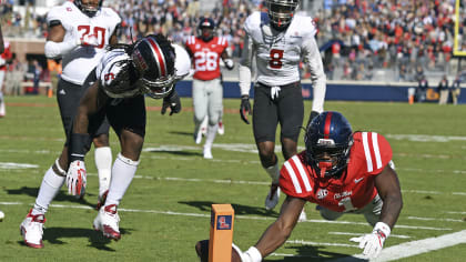 Ole Miss WR A.J. Brown posts photo with 49ers legend Jerry Rice