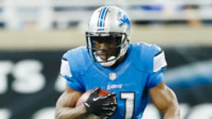 Reggie Bush dazzles as Lions blow past Vikings