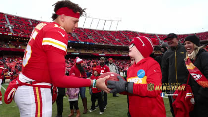 Chiefs QB Mahomes nominated for Walter Payton 'Man of the Year' award