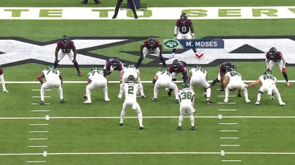 Baltimore Ravens tackle Morgan Moses (78) runs off the field