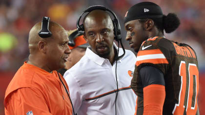 Cleveland Browns: Hue Jackson nearing 40-year record for futility