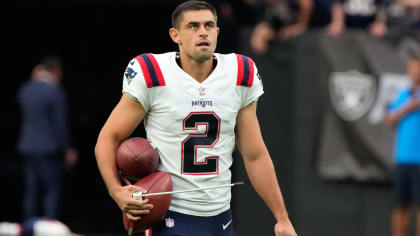 Cincinnati Bengals kicker Tristan Vizcaino (3) after an NFL