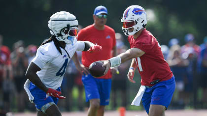 Steelers running back Jaylen Warren breaks free for 62-yard touchdown run  on opening drive vs. Bills - On3