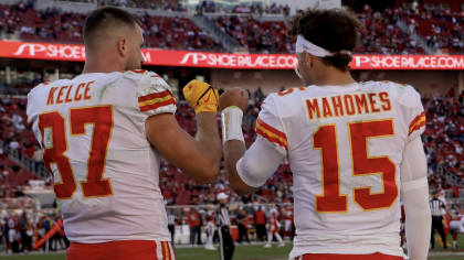 Mahomes cleared after concussion check, Chiefs lose to Titans 27-3