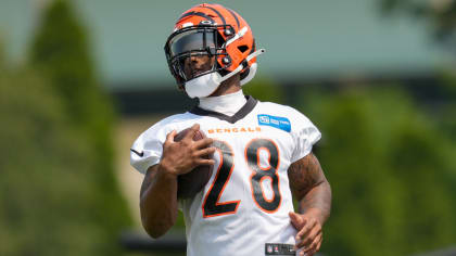 Cincinnati Bengals RB Joe Mixon tweets about Oakley mouth shields