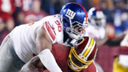 NY Giants cornerback Corey Webster leaves game with broken bone in