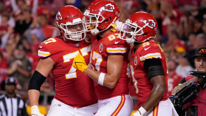 AFC tight end Travis Kelce of the Kansas City Chiefs (87) runs up the field  during the Pro Bowl NFL football game against the NFC, Sunday, Feb. 6, 2022,  in Las Vegas. (