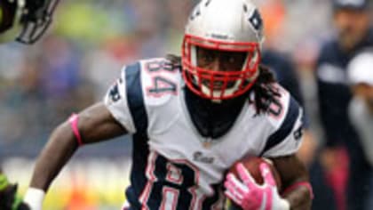 Donte' Stallworth on Patriots' IR; Deion Branch signs