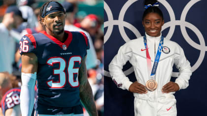 Simone Biles Supports Jonathan Owens at Green Bay Packers