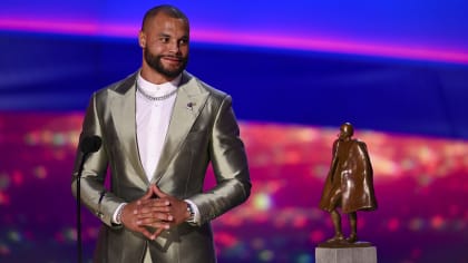 FOX Sports: NFL on X: After winning the Walter Payton Man of the Year  Award, Dak Prescott adds the patch to his uniform 