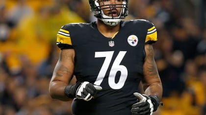 Steelers release offensive tackle Mike Adams