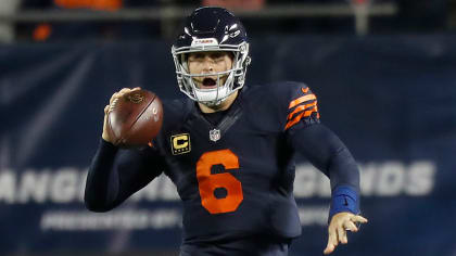 Former Chicago Bear Jay Cutler could be calling Packers games for Fox Sports