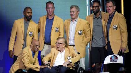 2021 Pro Football Hall of Fame Enshrinement Weekend: A peek behind the  curtain