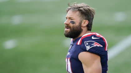 Julian Edelman Tells Patriots, 'Breaking Bad' Fans on Twitter, 'Heisenberg  Can Wait' During Sunday Night Football (Photo) 