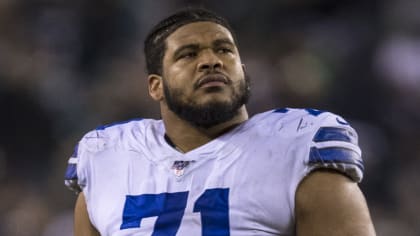 WATCH: La'el Collins puts San Diego Chargers linebacker in