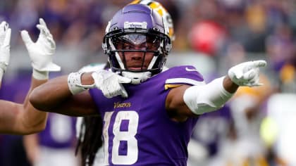 Justin Jefferson injury: Vikings WR suffers injury in Week 8, returns on  next possession - DraftKings Network