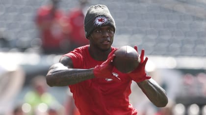 Chiefs add Josh Gordon to 53-man roster; WR on track to play Sunday